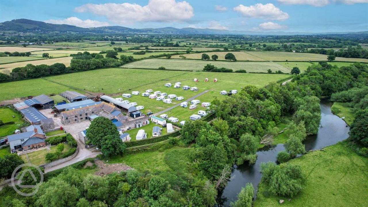 Hotel Abbey Farm Luxury Glamping Rhuddlan Exterior foto
