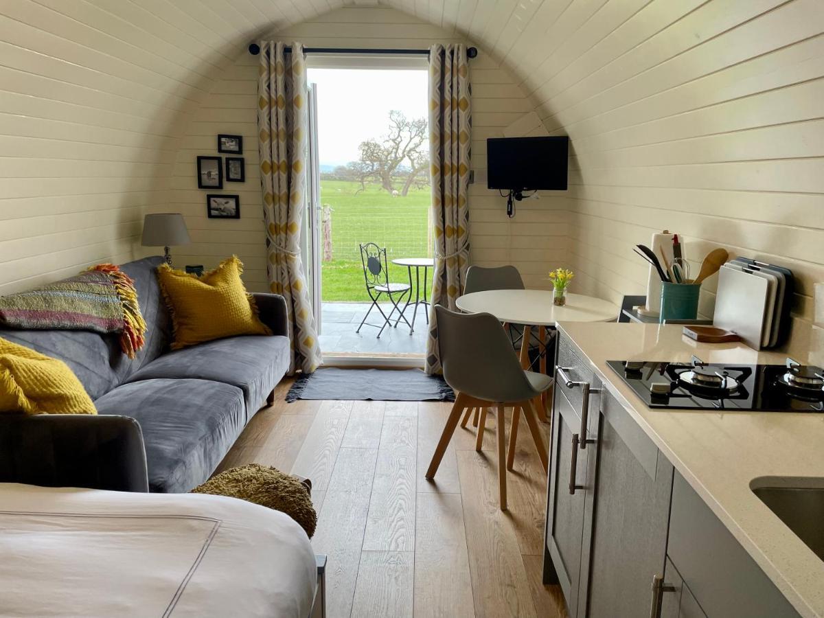 Hotel Abbey Farm Luxury Glamping Rhuddlan Exterior foto
